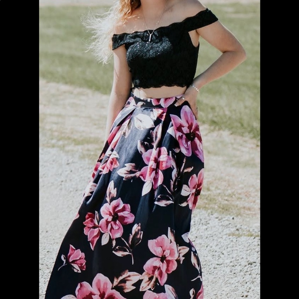 Prom dress beautiful and soft